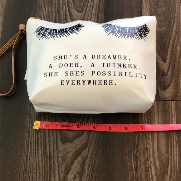 ⭐️ Eyelash Cosmetic Bag - Picture 2 of 6